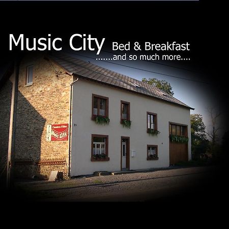 B&B Music City Wibrin Zewnętrze zdjęcie