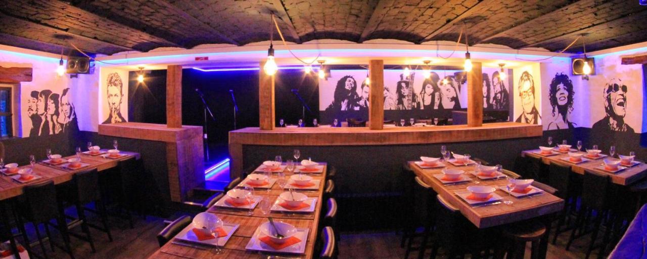B&B Music City Wibrin Zewnętrze zdjęcie